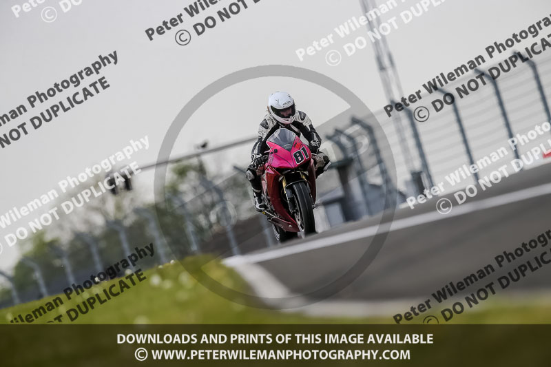 PJ Motorsport Photography;donington no limits trackday;donington park photographs;donington trackday photographs;no limits trackdays;peter wileman photography;trackday digital images;trackday photos